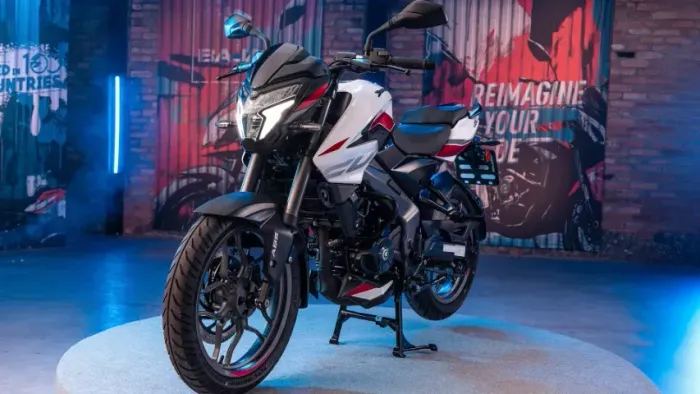 Bajaj Dominar NS 200