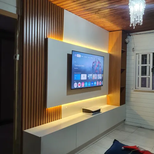 Armário para TV com design moderno