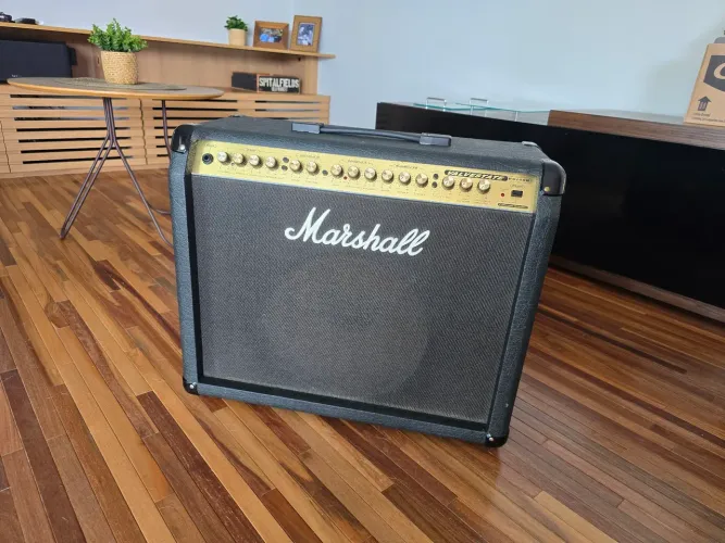 Amplificador Marshall Valvestate VS 100 R- IMPECÁVEL