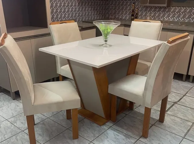 Mesa de jantar 4 Cadeiras Cel Qatar 120x80 - Novo e embalado