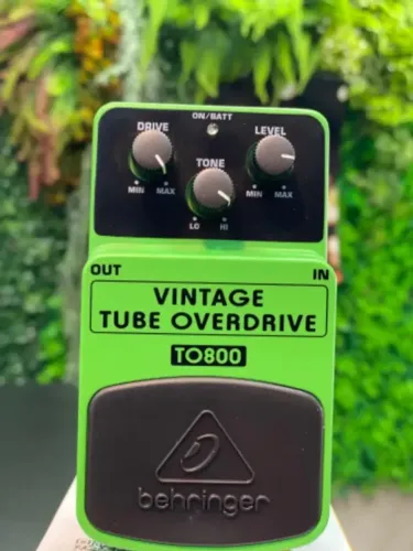 PEDAL DE GUITARRA BEHRINGER TO800 OVERDRIVE