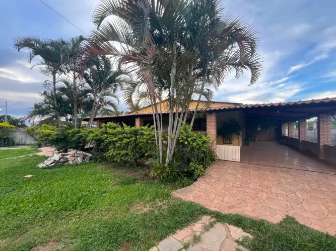 Chácara incra 7 - Casa 3 Qtos na laje, piscina, sauna, pomar