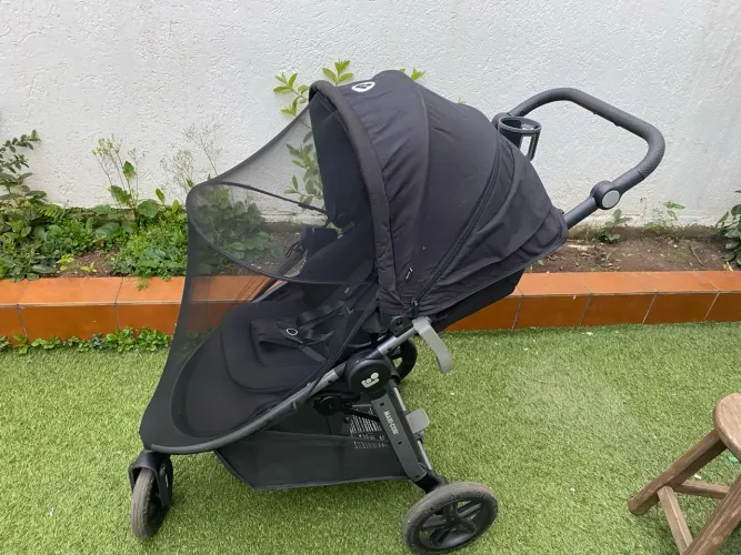 Carrinho de bebê com bebê conforto travel system Maxi-Cosi Gia XP