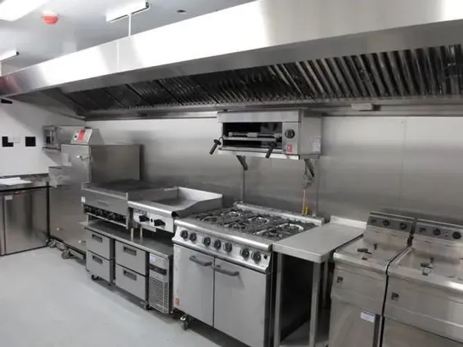 Manutenção de equipamentos de cozinha industrial