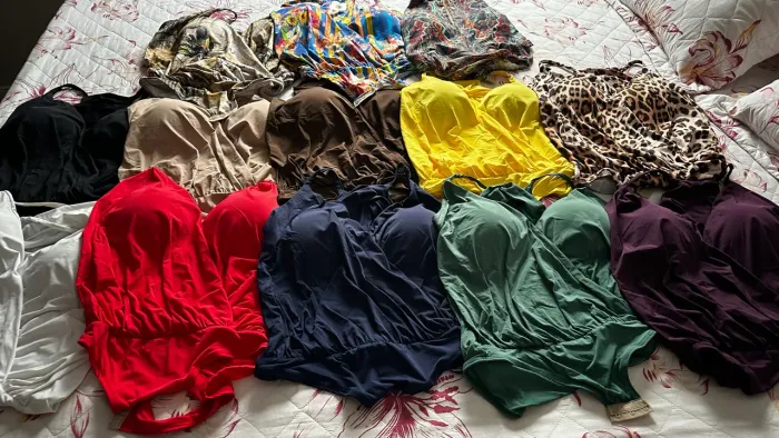 13 bodys pouquíssimos usados 