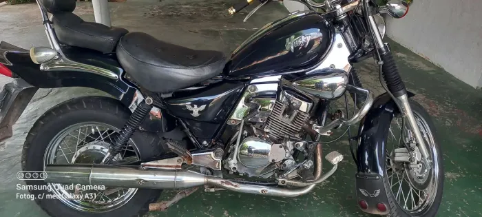 Vendo moto 1996 relíquia em dias