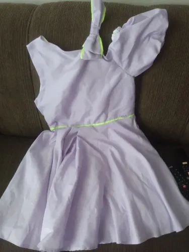 Vestido lilás infantil