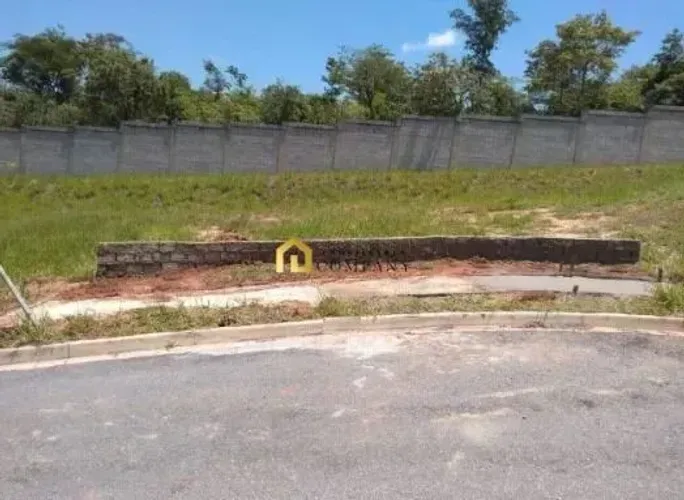 Condomínio Horto Florestal Villagio - Terreno no Condomínio Horto Florestal Villagio na ci