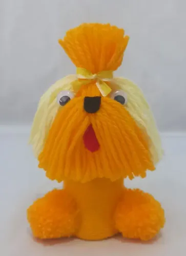 Cachorro de lã de artesanato 