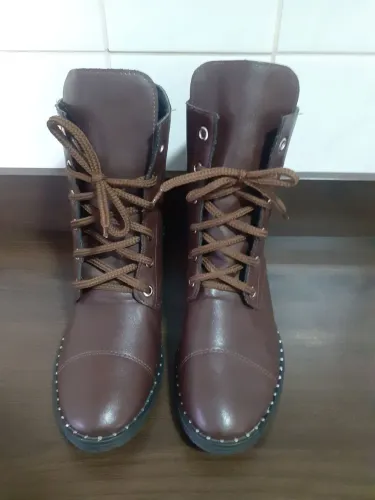 Bota Feminina tam. 37 Sem uso