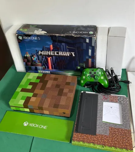 Console Xbox One S minecraft