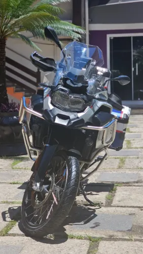BMW F 900 GS Adventure Plus 2025 - Completa - Revisada - 9.116 km - Com Acessórios