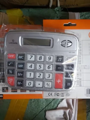 Queima de estoque: Calculadora Multifuncional Original Lemox
