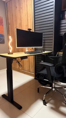 M esa Eletrica Ajustavel, Mesa Regulagem Altura, Mesa com Regulagem de Altura - 110V-240V