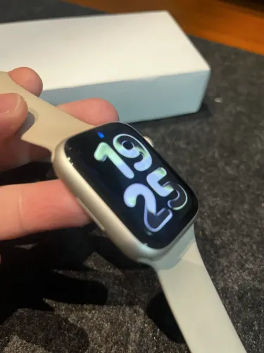 Apple Watch Series 7 45mm GPS Estelar com caixa
