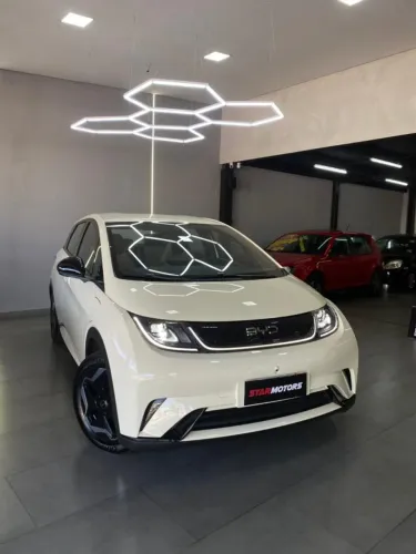BYD Dolphin EV (Elétrico) 2026
