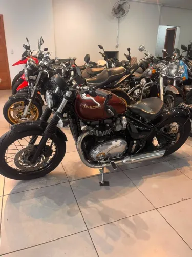 TRIUMPH BOBBER BONNEVILLE 1200cc