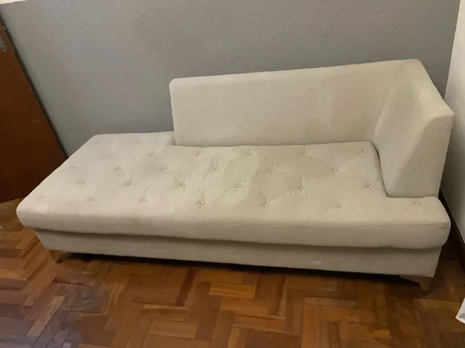 Divã em ótimo estado