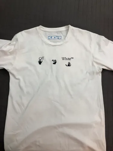 Camiseta off white