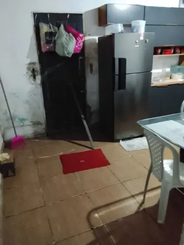 Vendo casa toda murada com 4 quarto quitada