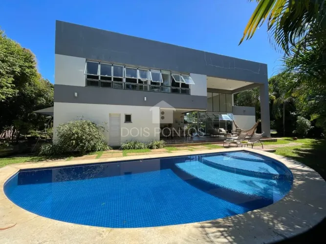 Linda Casa em Condomínio em Itacimirim: 4 Quartos, 4 Suítes, Segurança 24h, 6 Vagas de Gar