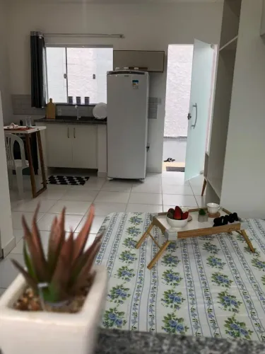 Alugo kitnet mobiliada umem Campo Grande -RJ, sem fiador.