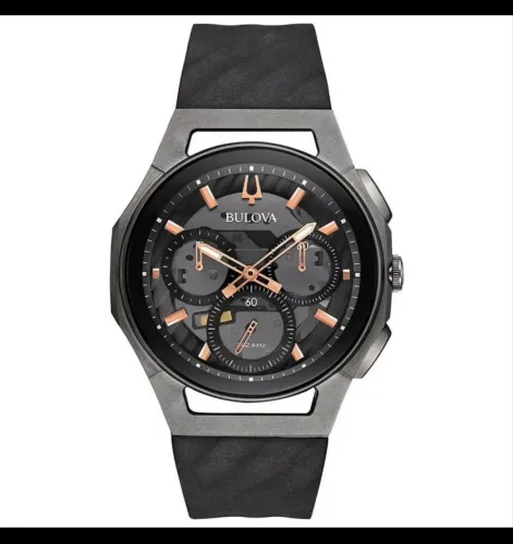 Relógio Bulova curv titaniun impecável