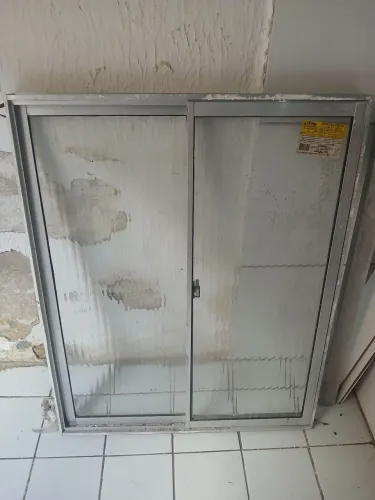 janela  alumínio  100/80