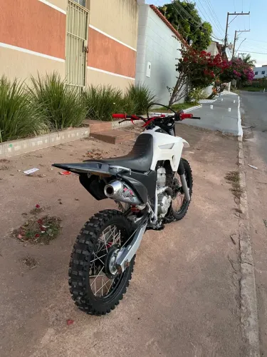 Moto de trilha - Honda XR 250 Tornado