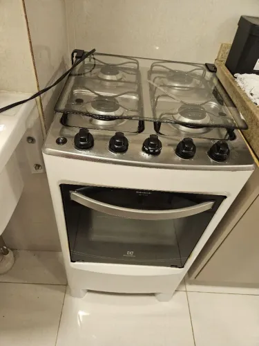 Fogão Electrolux 4 Bocas com Forno - Funcionando Perfeitamente