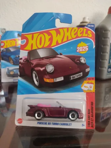 Hotwheels Porche 911 Turbo Cabriolet