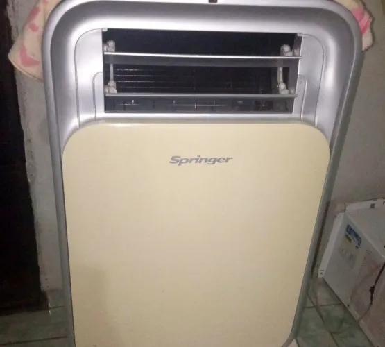 Vendo Ar portatil springer midea .110 v