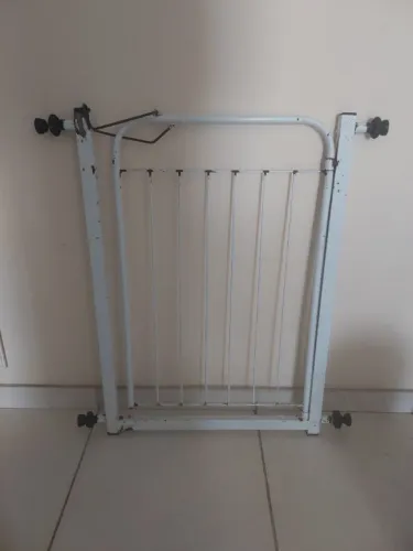 Portão ou Porta para Crianças e Pet (Segurança)