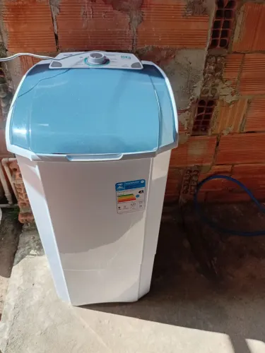 Tanquinho 10 kilos britânia praticamente novo