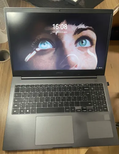 Notebook Samsung Book I5 8GB 256Gb SSD