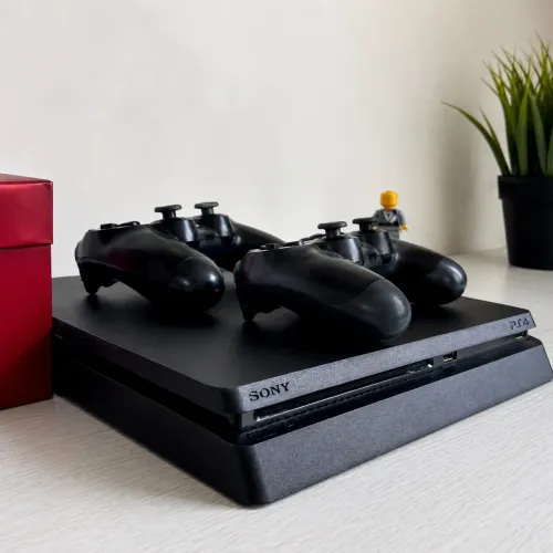 PS4 SLIM 500GB pronto pra jogar