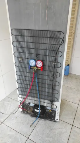Manutenção em geladeiras 
