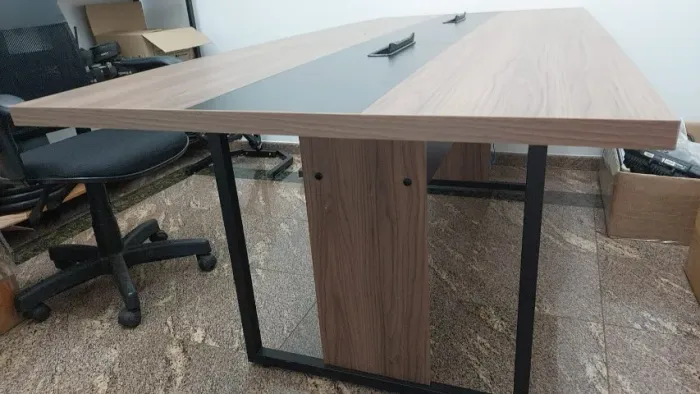 Mesa de Reuniao