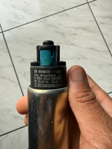 Bomba de combustível i30