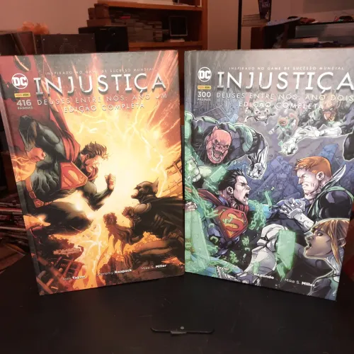 HQs Injustiça: Deuses Entre Nós Ano 1 e 2 Capa Dura Panini