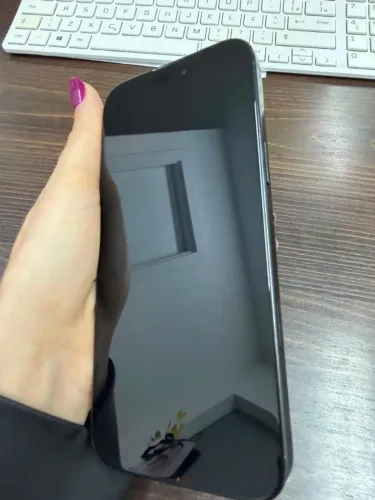 iPhone 16 Pro Max Preto - Seminovo R$ 5.800,00