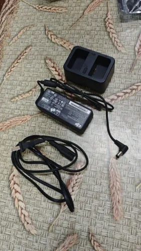 Fonte e Hub de Carregamento Dji WB37 Seminovo