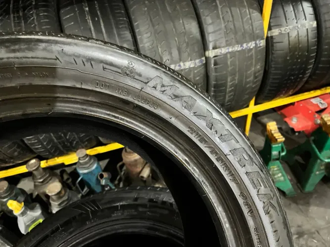 Pneu aro 17 SUV / Par de pneus 215/55/17
