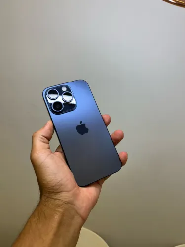 iPhone 15 pro 128GB azul