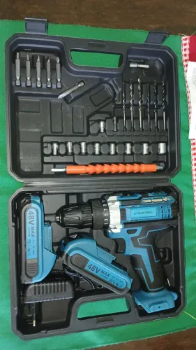 Vendo essa parafusadeira nova