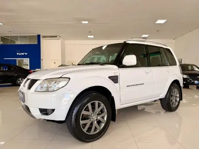 Mitsubishi Pajero TR4 2.0 Flex 16V 4X2 Aut. 2013