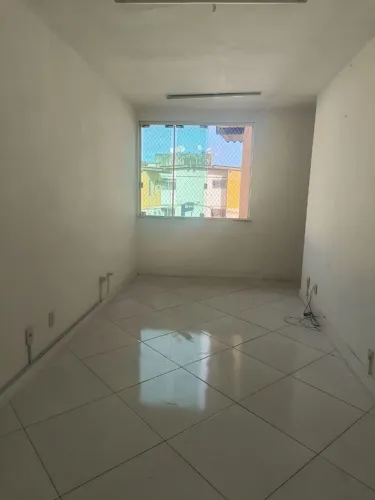 Condomínio  Jardim das limeiras 2/4 dependência  1200,00