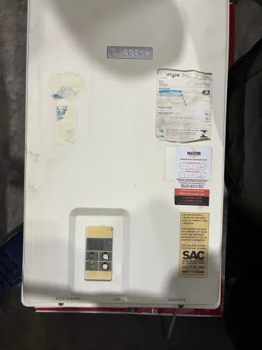 Aquecedor de passagem Bosch 25 litros GLP