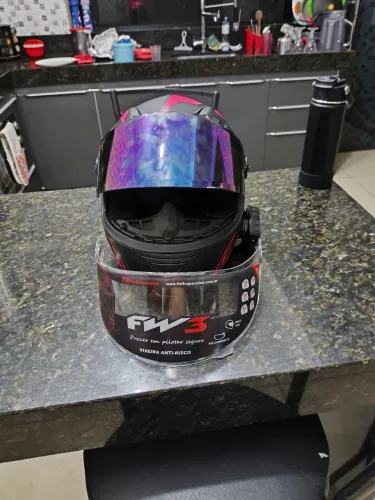 Capacete 58 + intercomunicador+ viseira