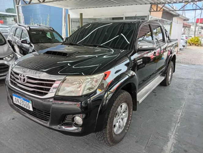 Toyota Hilux CD SRV D4-d 4X4 3.0 TDI Dies 2013